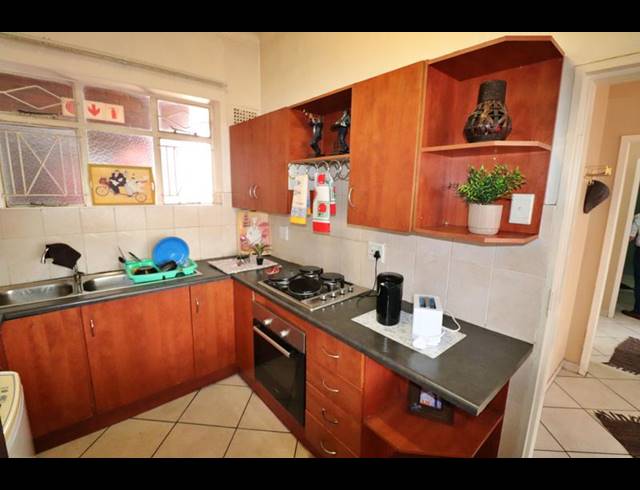 2 BEDROOM APARTMENT FOR SALE IN PRIMROSE